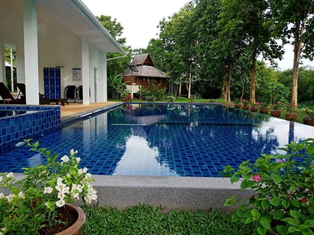 Fueng Fah Riverside Gardens Resort Mae Rim Eksteriør billede